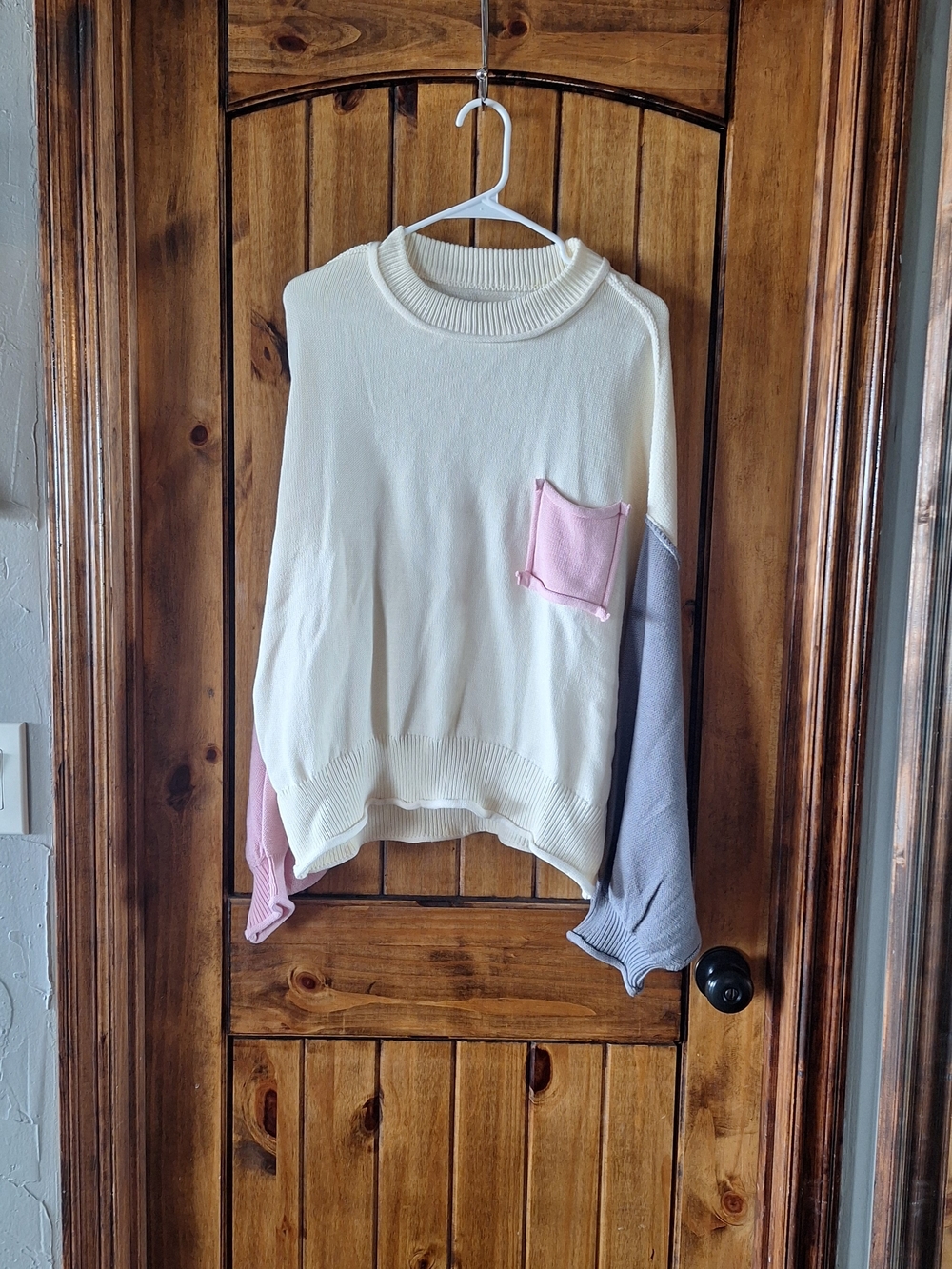 POL Cream Colorblock Crewneck with Pink Pocket and Mixed Sleeves